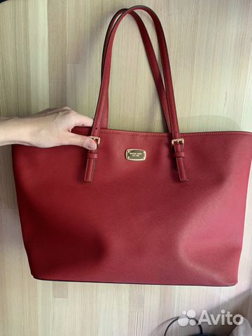Сумка кожаная Michael Kors Сумка кожаная Michael Kors