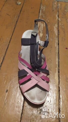 Босоножки на танкетке нат кожа Босоножки на танкетке нат кожа