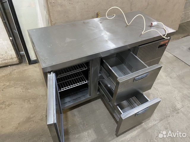 Стол холодильный Hicold GN 12/TN 0 Стол холодильный Hicold GN 12/TN 0