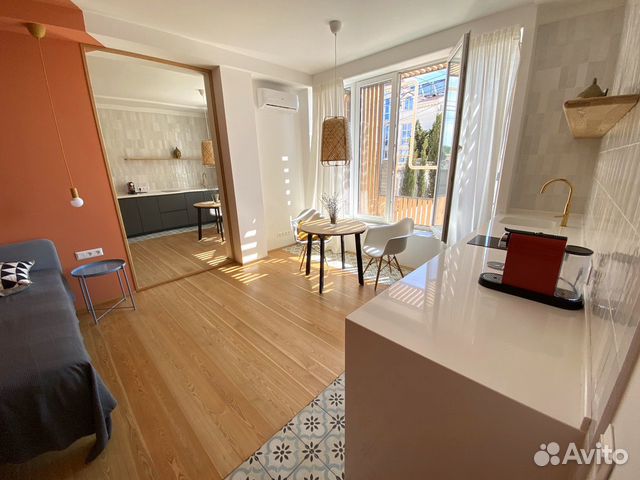 Студия, 43 м², 1/2 эт. Студия, 43 м², 1/2 эт.