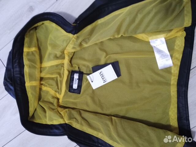 Курточка из натуральной кожи фирмы Tenax. Италия Курточка из натуральной кожи фирмы Tenax. Италия