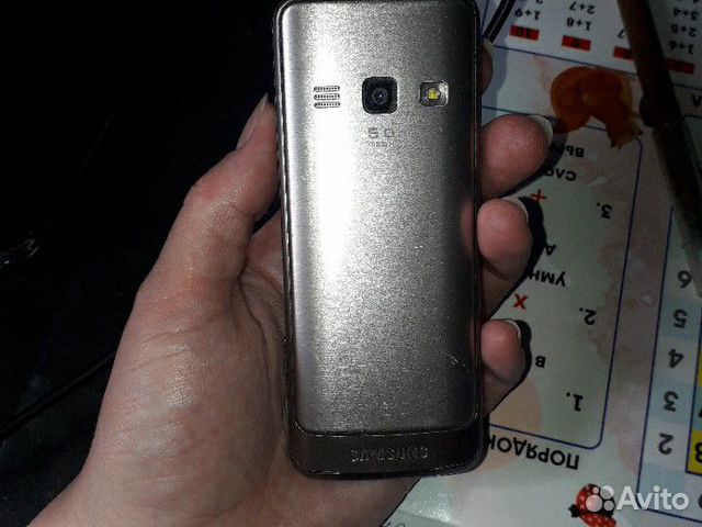 Телефон Samsung GT-S 5610