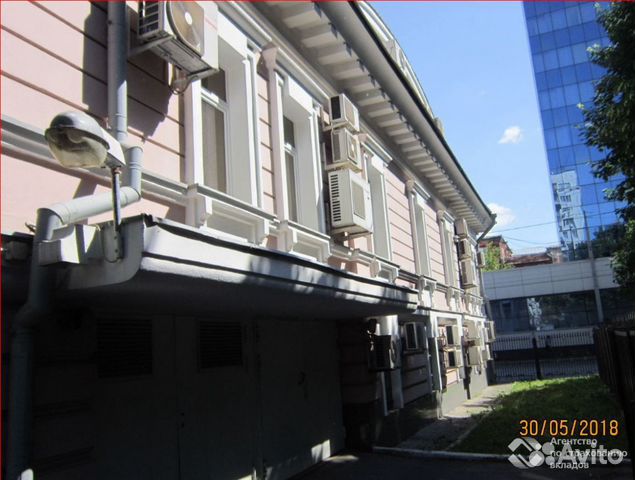 Офисное здание, 243.8 м²