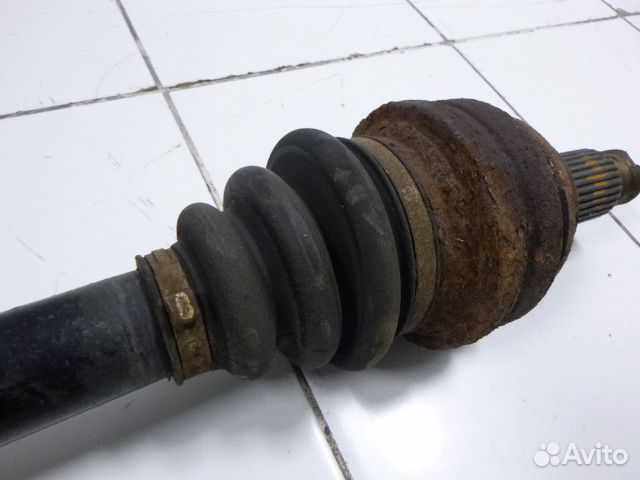 Полуось задняя BMW 5 серия E60 E61 Полуось задняя BMW 5 серия E60 E61