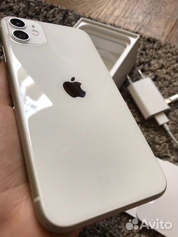 Телефон iPhone 11 64g Телефон iPhone 11 64g