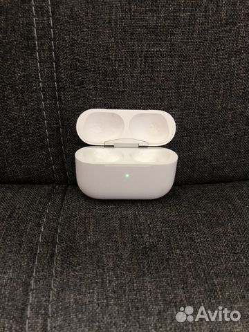 Беспроводные наушники Apple AirPods Pro (оригинал) Беспроводные наушники Apple AirPods Pro (оригинал)