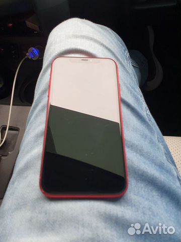 iPhone 11 128gb red product