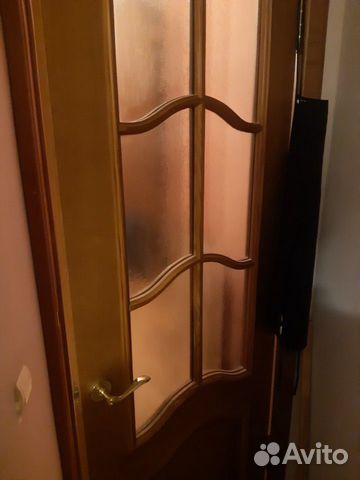 Межкомнатные двери. в идеальном состоянии. распашн