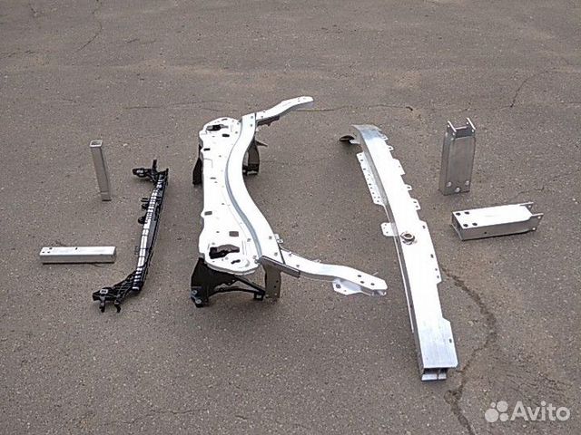 Панель радиатора телевизор Mercedes W213 W238 253