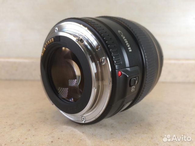 Canon EF 85mm 1.8 USM (R23) Canon EF 85mm 1.8 USM (R23)