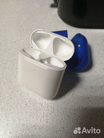 Кейс от Airpods 2 оригинальный