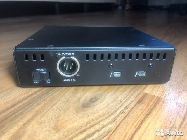 Universal Audio (UAD) Satellite Thunderbolt 2 quad
