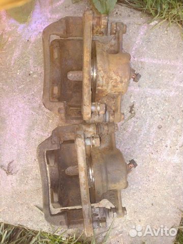 Тормозной суппорт toyota carina e, 2шт пр-лев, пер Тормозной суппорт toyota carina e, 2шт пр-лев, пер