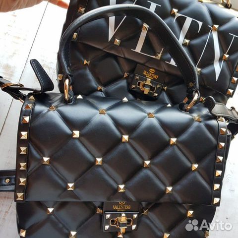 Новая женская сумка через плечо Valentino Garavani Новая женская сумка через плечо Valentino Garavani