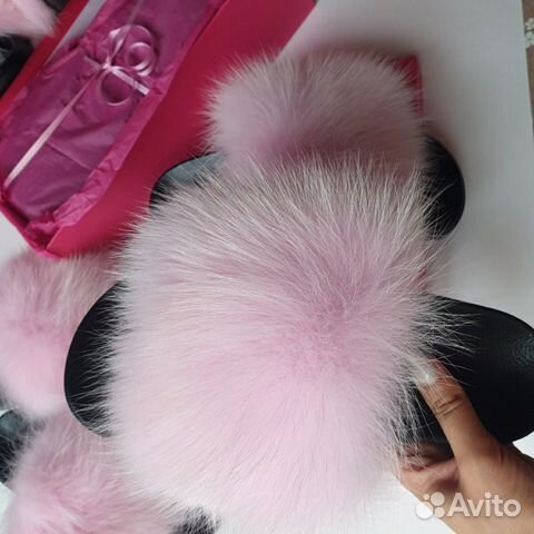 Меховые шлепанцы Меховые шлепанцы