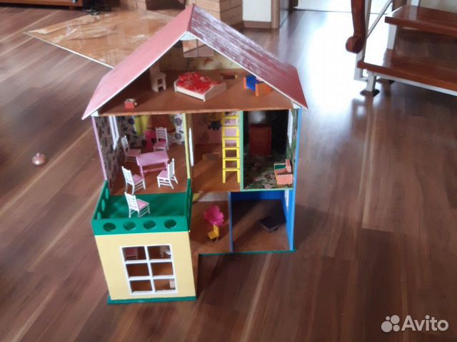 Домик кукольный