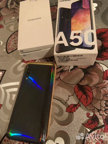 Телефон Samsung А50 Телефон Samsung А50