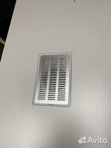 Маникюрный стол Маникюрный стол