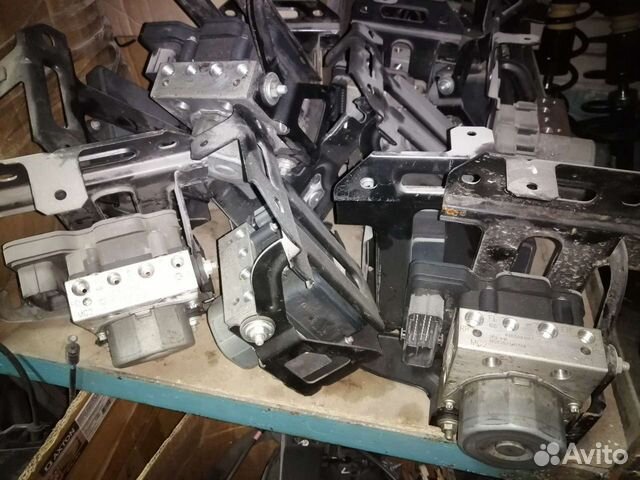 Блок абс Веста Хрей