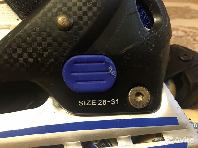 Роликовые коньки