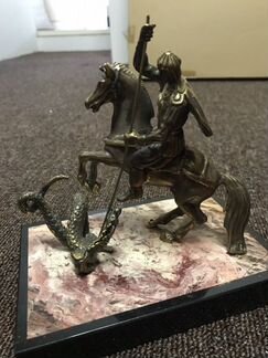 Статуэтка Георгий Победоносец на яшме и подсвечник