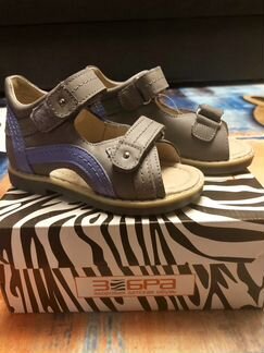 Босоножки Зебра, р.25, новые