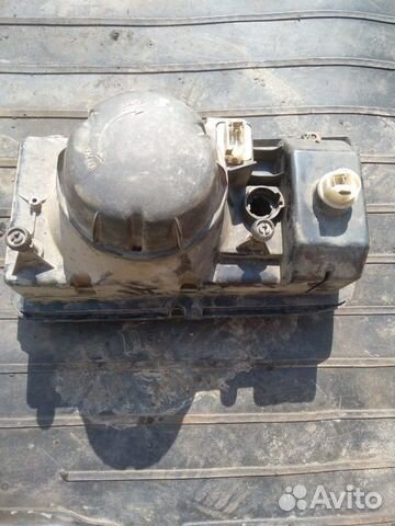 Левая передняя фара