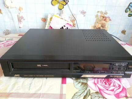 Видеомагнитофон JVC HR-D522A (DK)