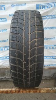 Bridgestone Blizzak WS-70 225/65 R17 102T