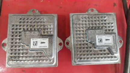 Jeep grand Cherokee wk2 блок розжига ксенона