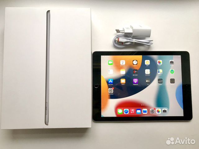 iPad 2018 128GB + стилус