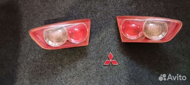 Фонарь в крышку багажника Mitsubishi Lancer X