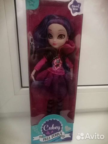 Кукла в коробке