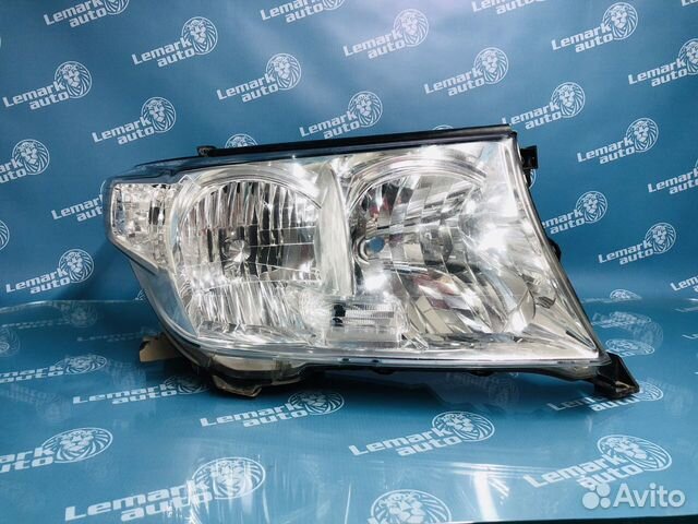 Фара правая Toyota Land Cruiser 200