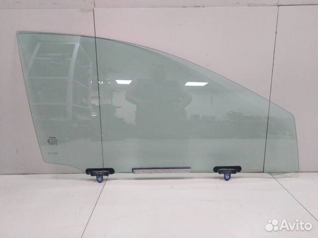 Стекло двери передней правой Toyota Auris E180 201