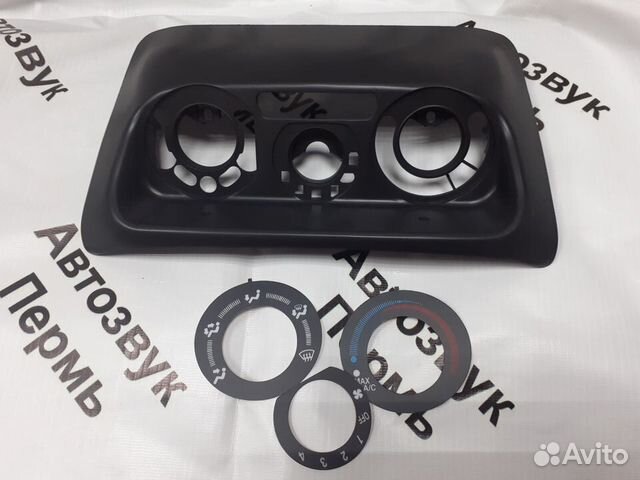 Панель под климат Mitsubishi Lancer 2000-2010 г