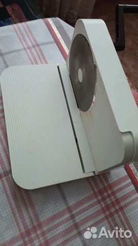 Ручная хлеборезка советская