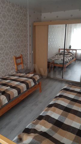2-к. квартира, 52 м², 4/9 эт.