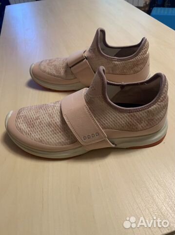 Кроссовки ecco