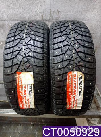 Bridgestone Blizzak Spike-02 225/55 R17 96T