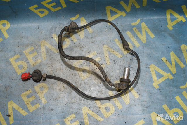 Датчик ABS передний Volkswagen Passat B5+