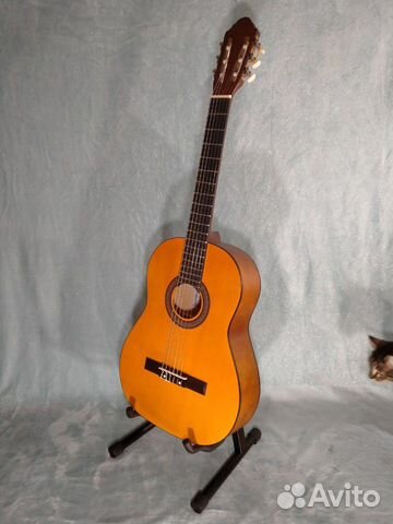 Гитара классическая, новая + комплект