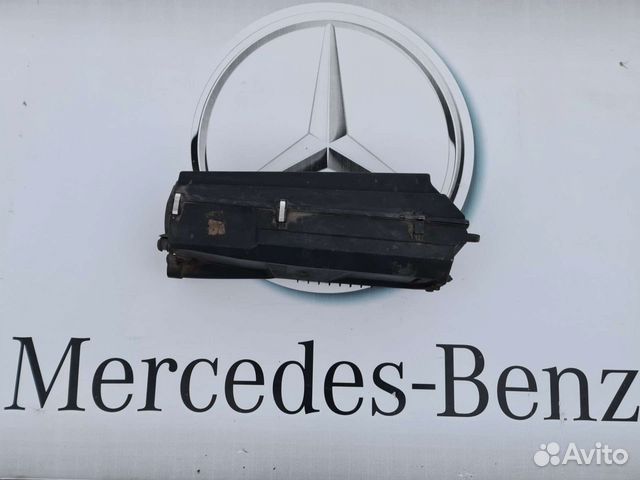 Корпус воздушного фильтра двигателя ом646 Mercedes