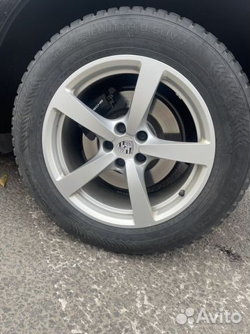Комплект зимних колес r18 оригинал Porshe