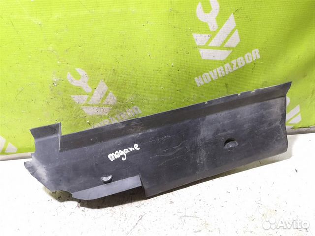 Воздуховод радиатора правый Рено Меган 2