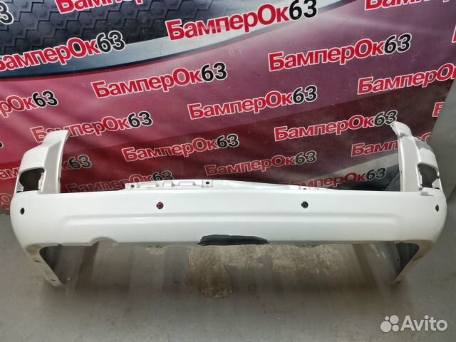 Бампер задний Toyota Land Cruiser