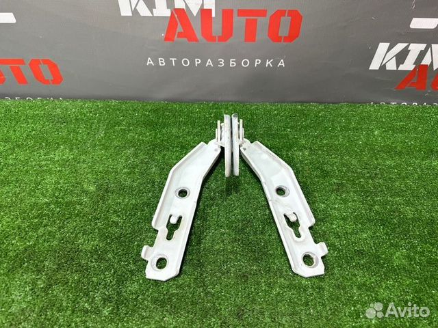 Петля капота Audi A6 C6 Quattro 3.2 2007