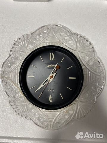 Старинные настенные часы маяк