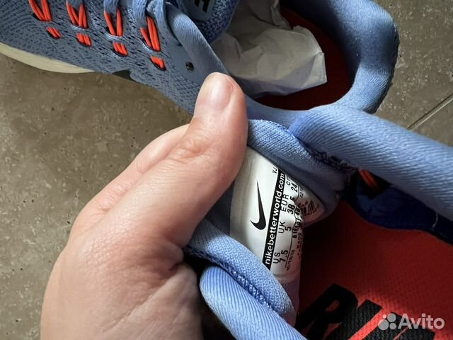 Кроссовки найк