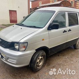 Toyota Town Ace 2.0 AT, 2000, 360 000 км